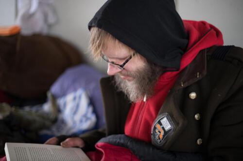 Merlin - Der lesende Obdachlose